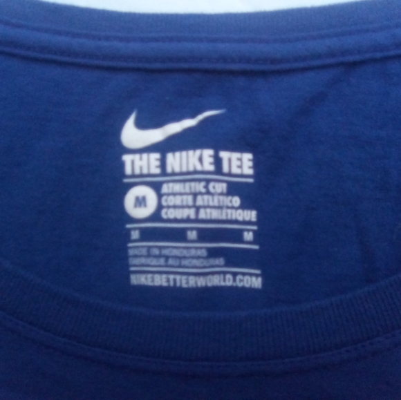 Women's Chicago Cubs t-shirt Nike size medium - Picture 4 of 4